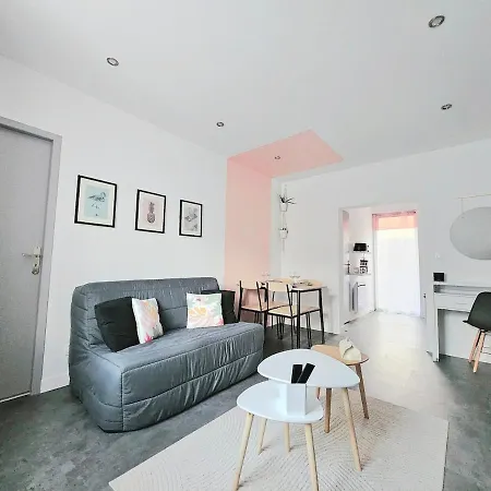 Avec Terrasse Thermale *